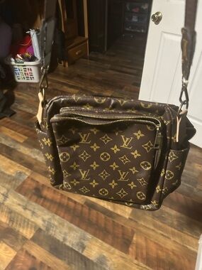 Louis Vuitton Brown Monogram Canvas Messenger Bag with Gold Hardware